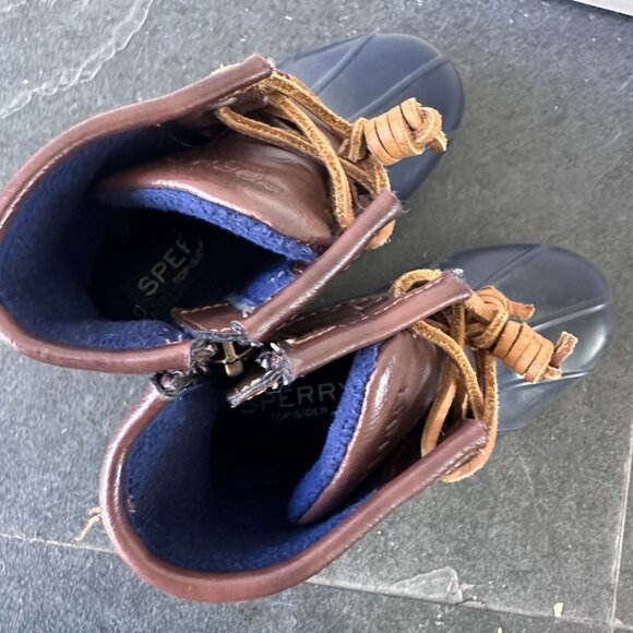 Sperry Kids Boots in Brown and Blue - Picture 8 of 16
